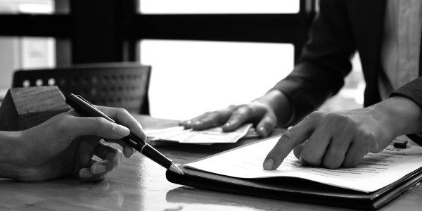 Permisos de Residencia y Trabajo / Visados / Golden Visa Villar del Olmo · Visado de Residencia y Trabajo por Cuenta Ajena / Cuenta Propia